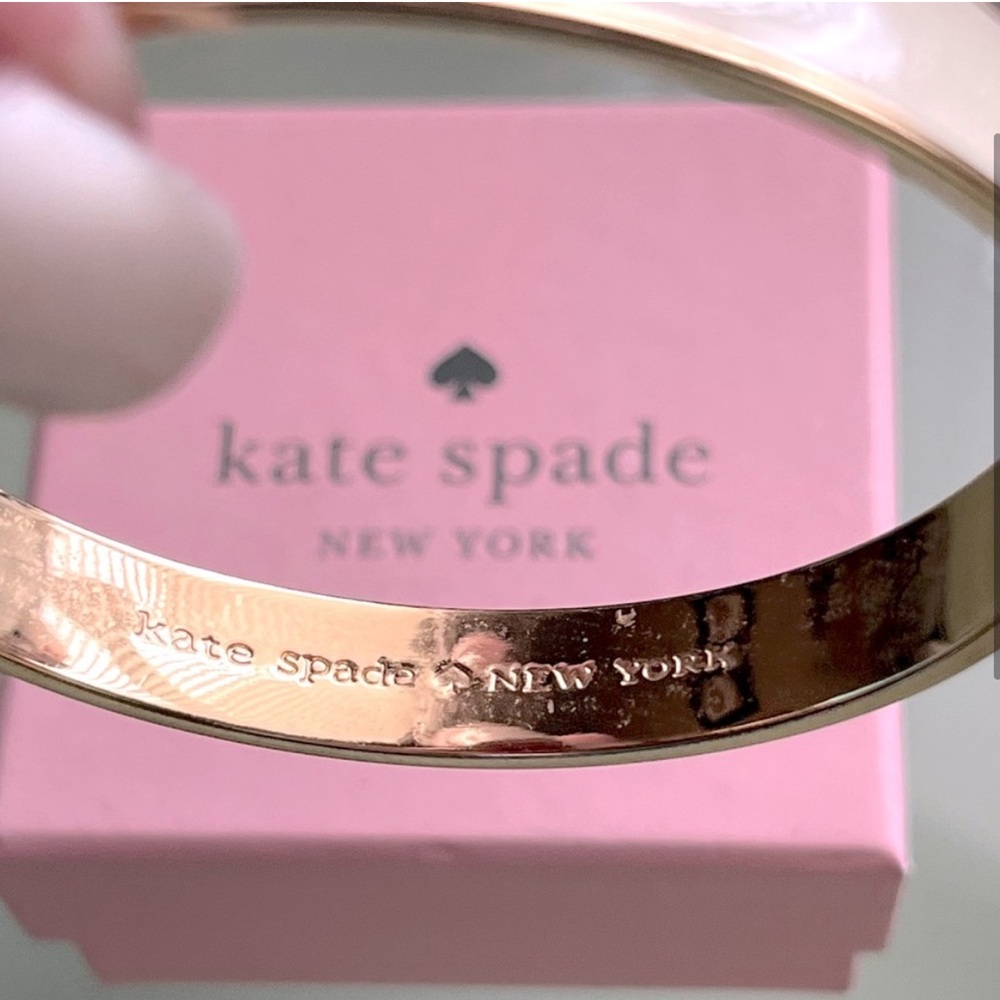 NWT Kate Spade ♠️ Cream & Gold
Colored Brand New Bangle Bracelet - Picture 4 of 5